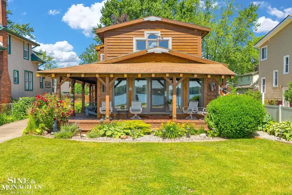 9898 N River, Clay, MI 48001