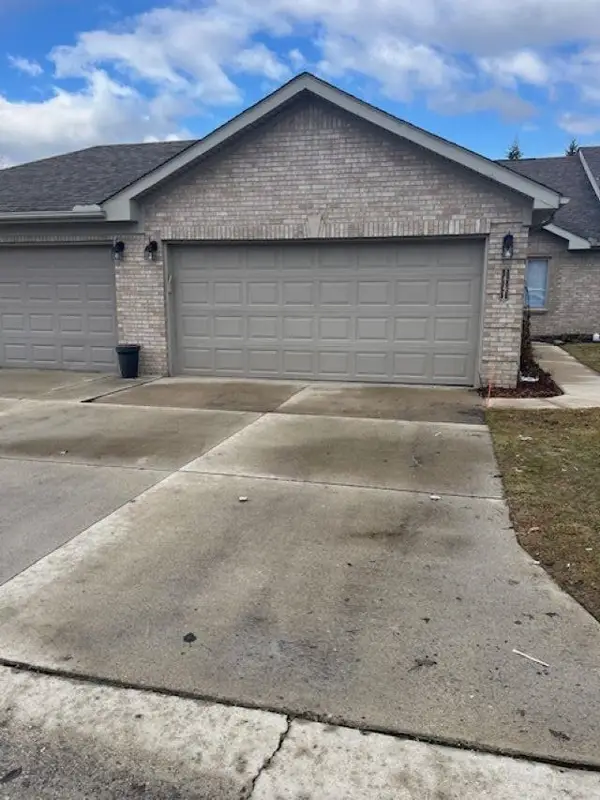 16131 Blue Spruce, Clinton Township, MI 48035