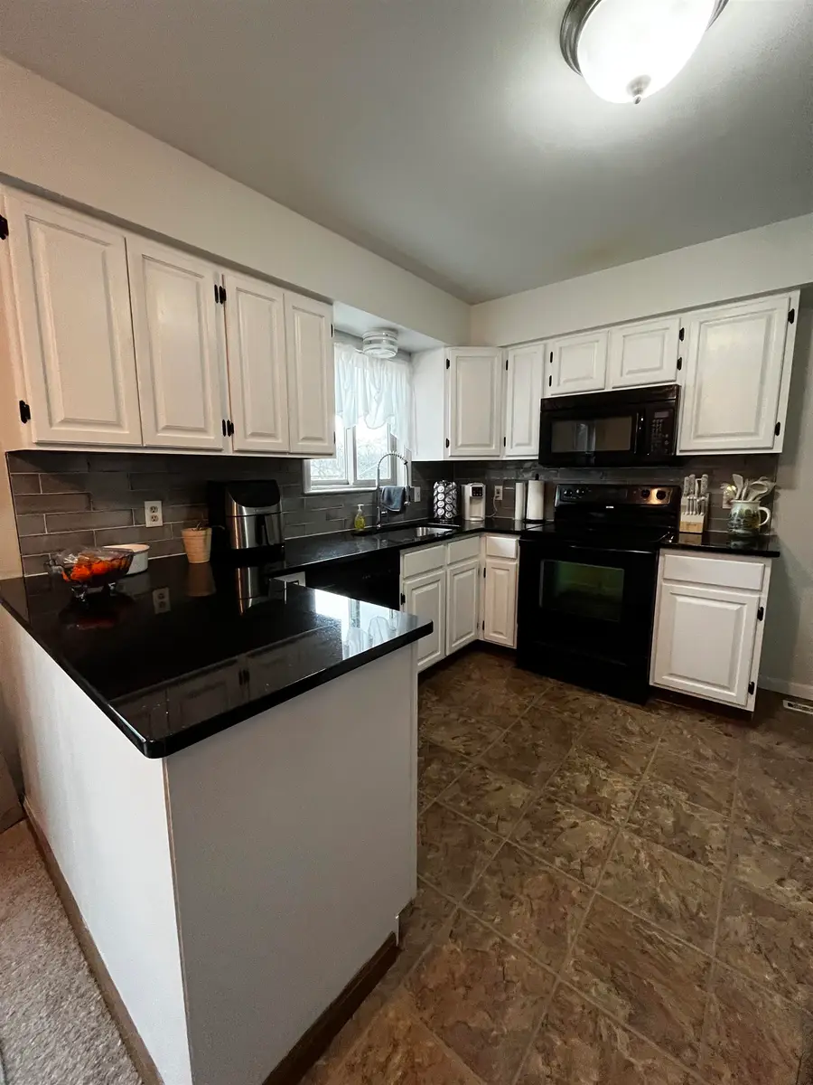 817 Hemlock, Davison, MI 48423 - #3