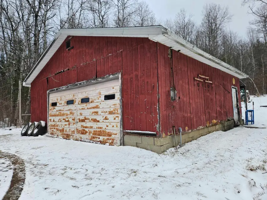 5200 N Old State, Harrison, MI 48625 - #2