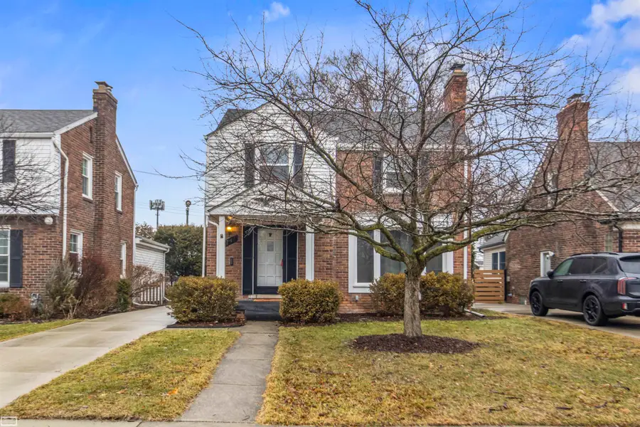 1744 Huntington, Grosse Pointe Woods, MI 48236 - #3