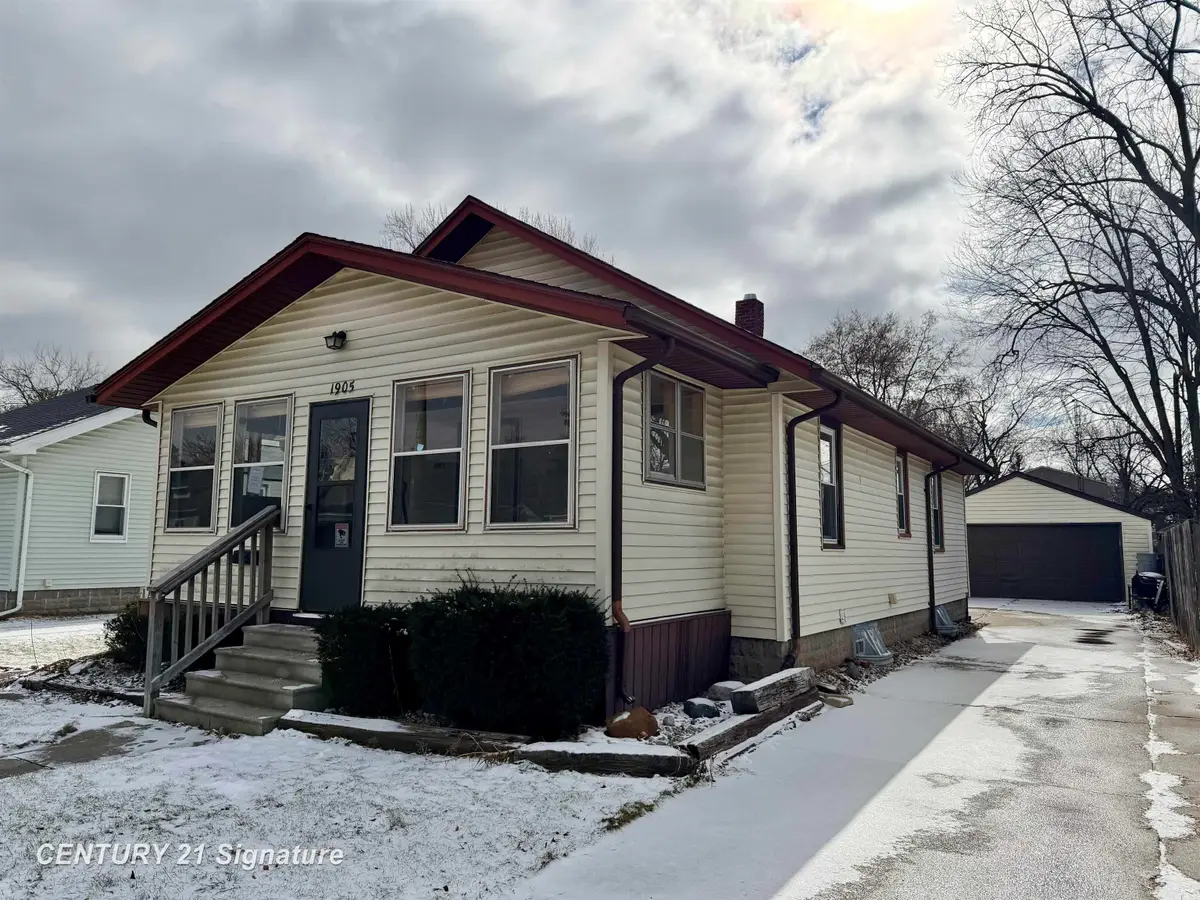 1905 Stanley, Saginaw, MI 48602 - #1