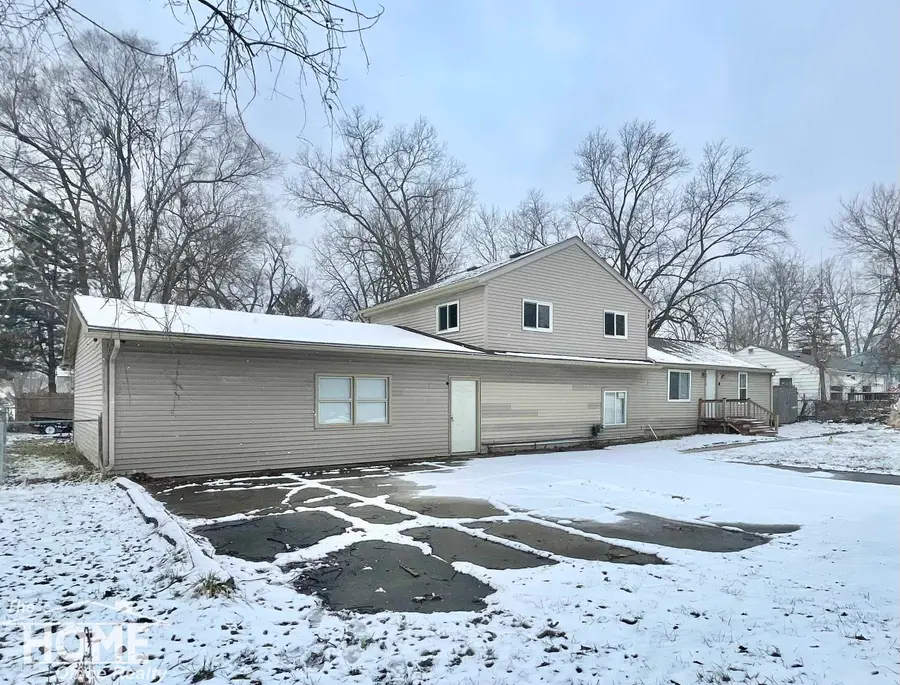 3128 Ludwig, Burton, MI 48529 - #3