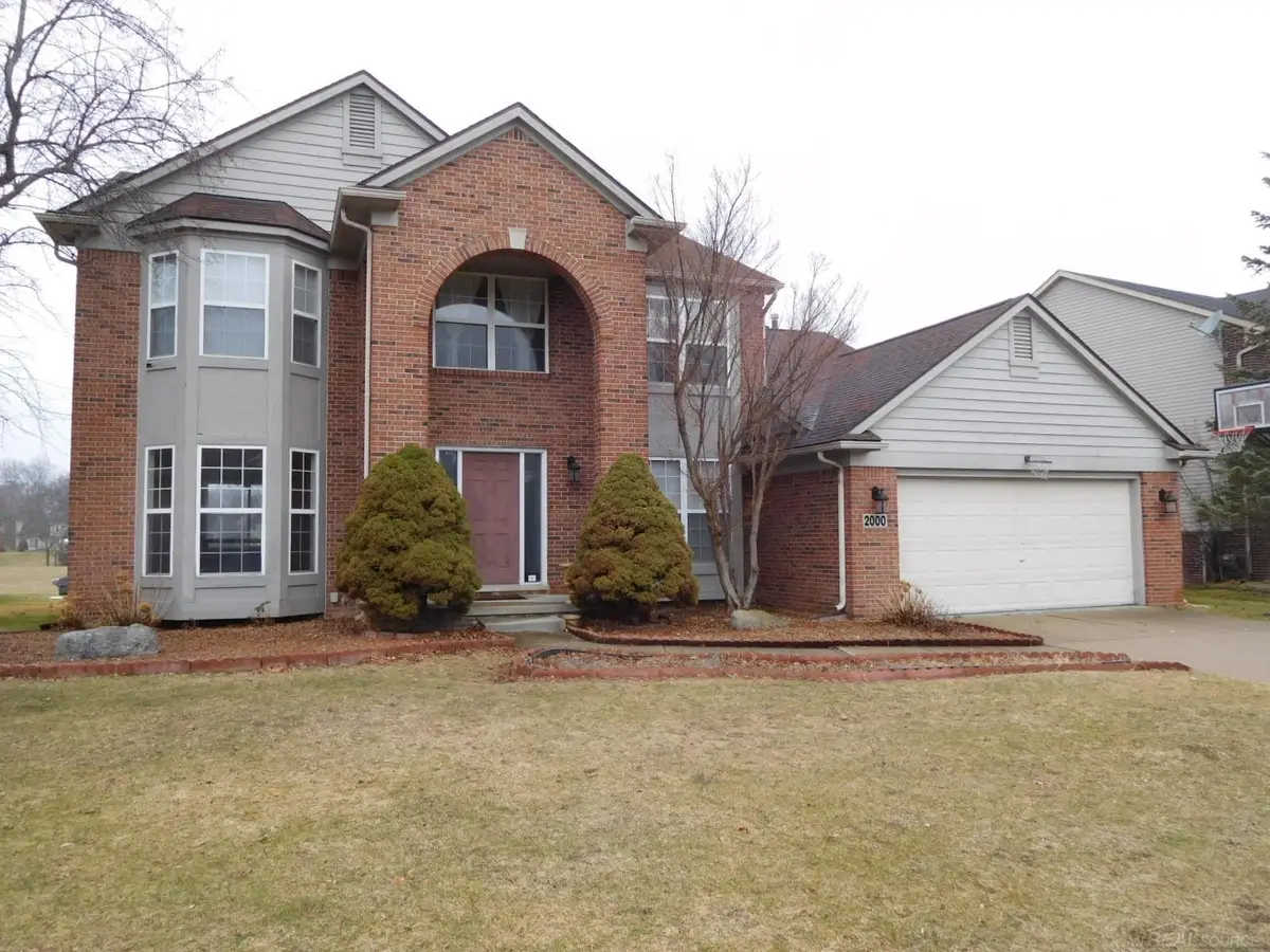 2000 Twin Sun, Walled Lake, MI 48390 - #1