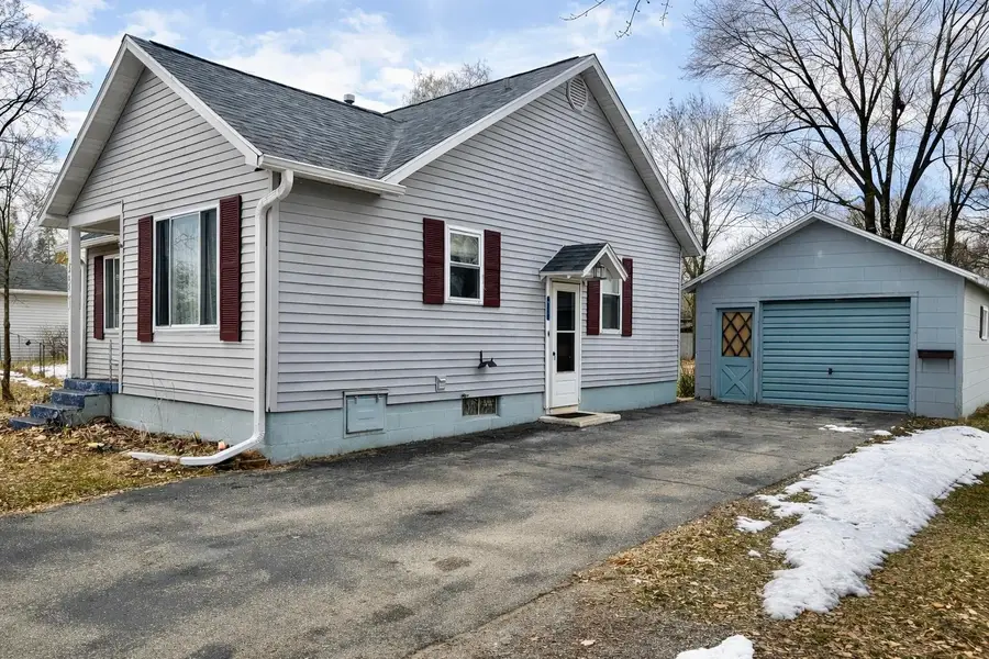 525 N Antler, Gladwin, MI 48624 - #2