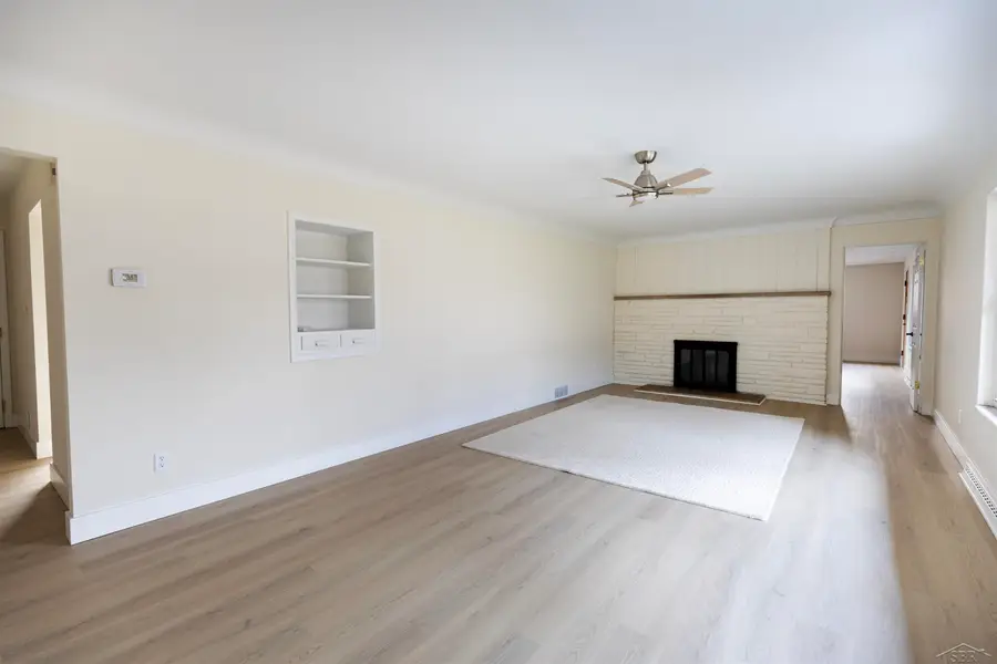 2638 Haenlein, Saginaw, MI 48603 - #3