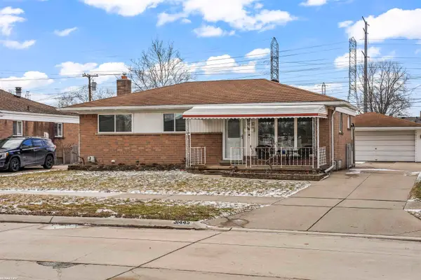 31445 Newport, Warren, MI 48088