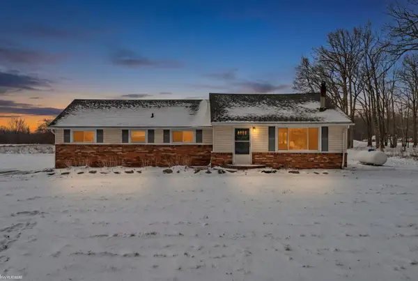 12337 Dunn, Memphis, MI 48041