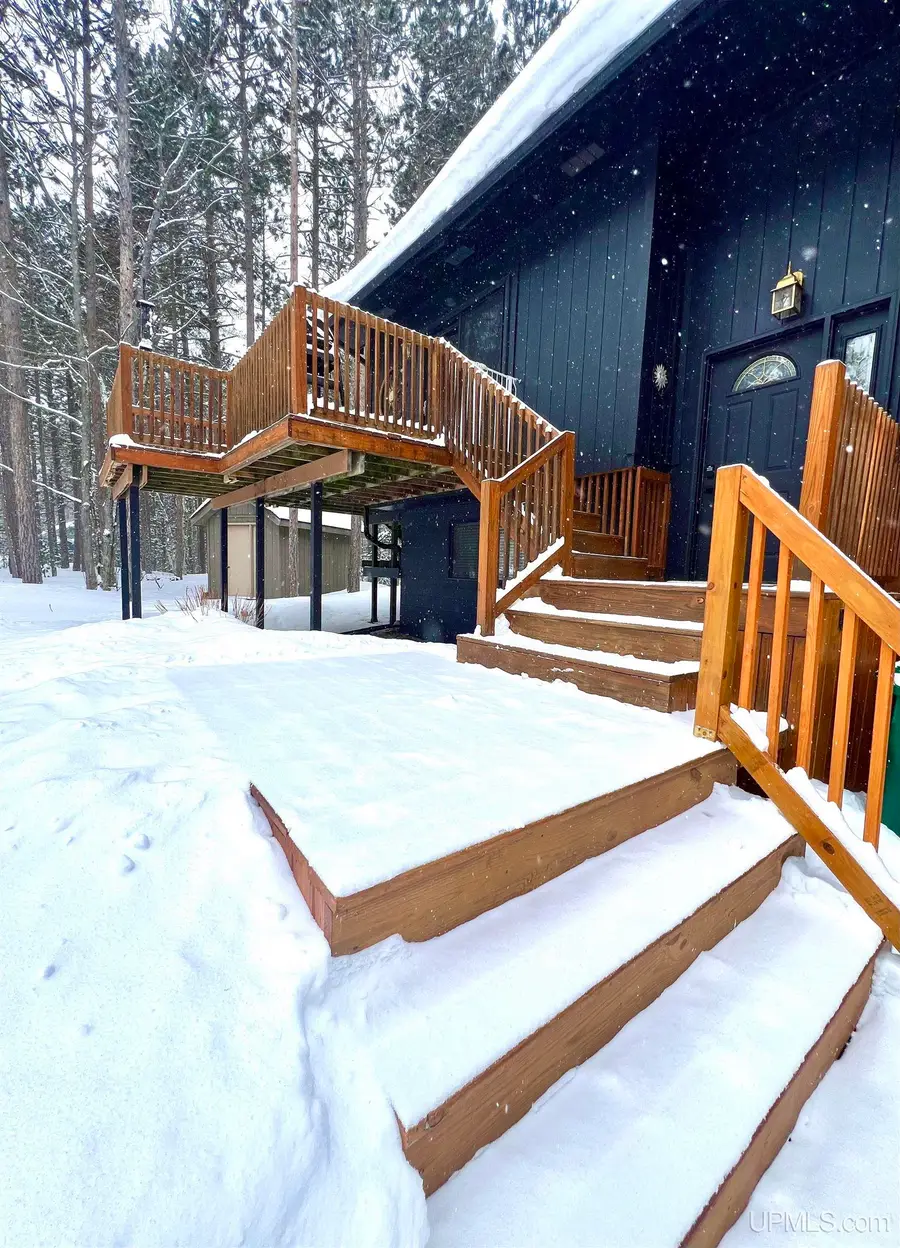 328 Fernwood, Marquette, MI 49855 - #2