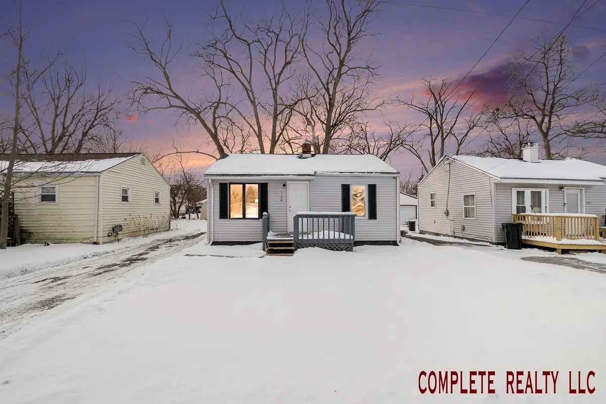 2156 E Parkwood, Burton, MI 48529 - #1