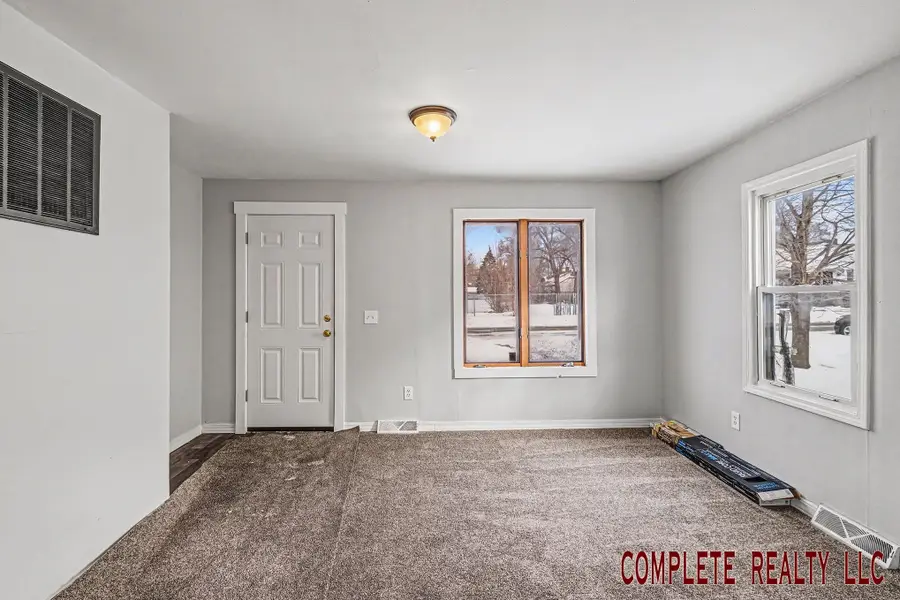 2156 E Parkwood, Burton, MI 48529 - #3