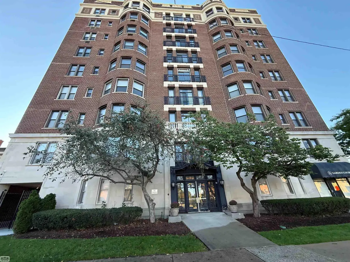 2900 E Jefferson #C4, Detroit, MI 48207 - #1