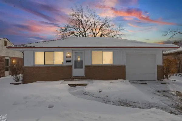 15218 Canberra, Roseville, MI 48066