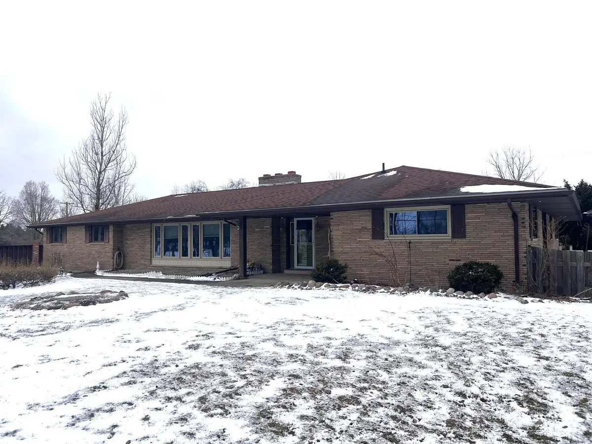 2590 S Morrice, Owosso, MI 48867 - #1