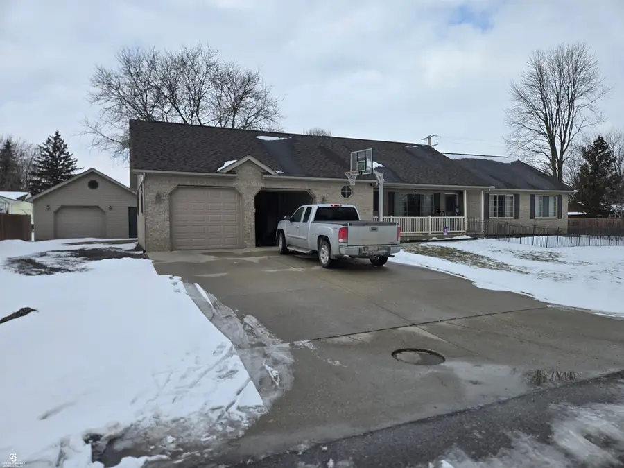 220 Clark, Yale, MI 48097 - #2