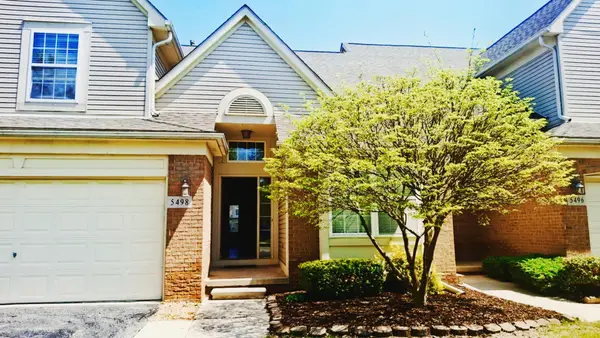 5498 Greenway #47, Trenton, MI 48183