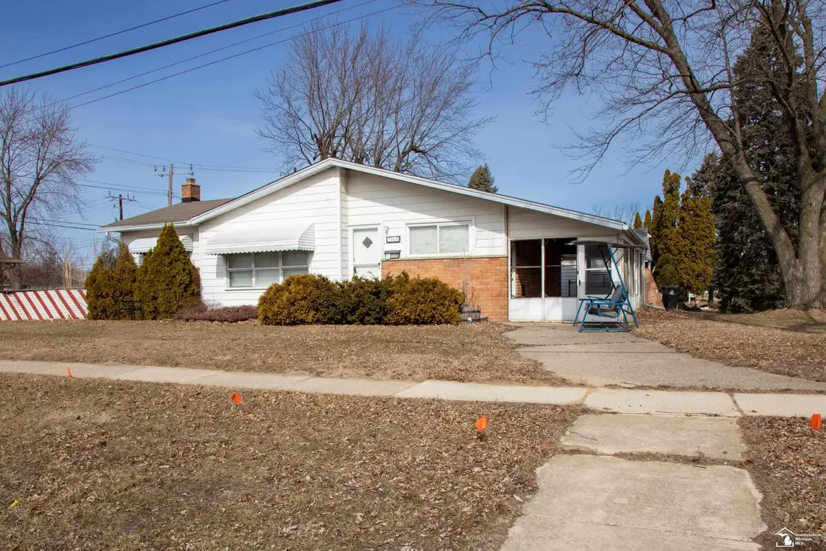 33618 Warren, Westland, MI 48185 - #1