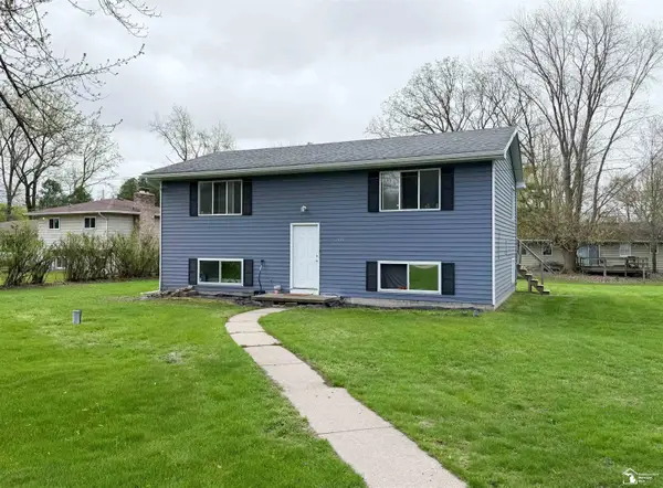 6595 Whiteford Center, Lambertville, MI 48144