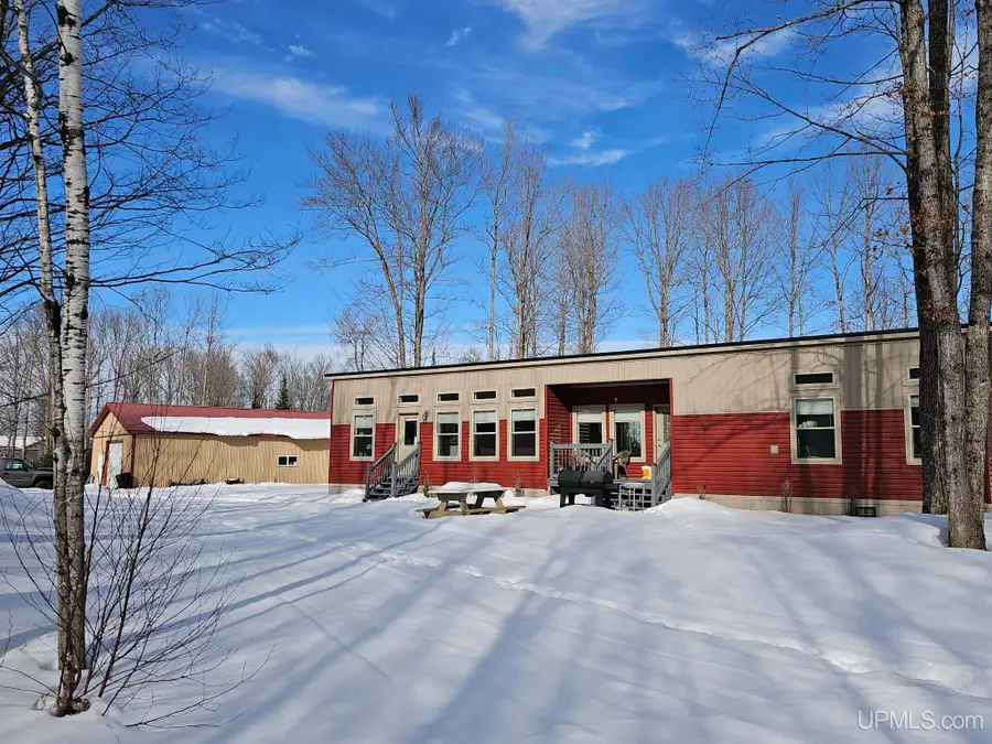 7990 W Herzog, Iron Mountain, MI 49801 - #3