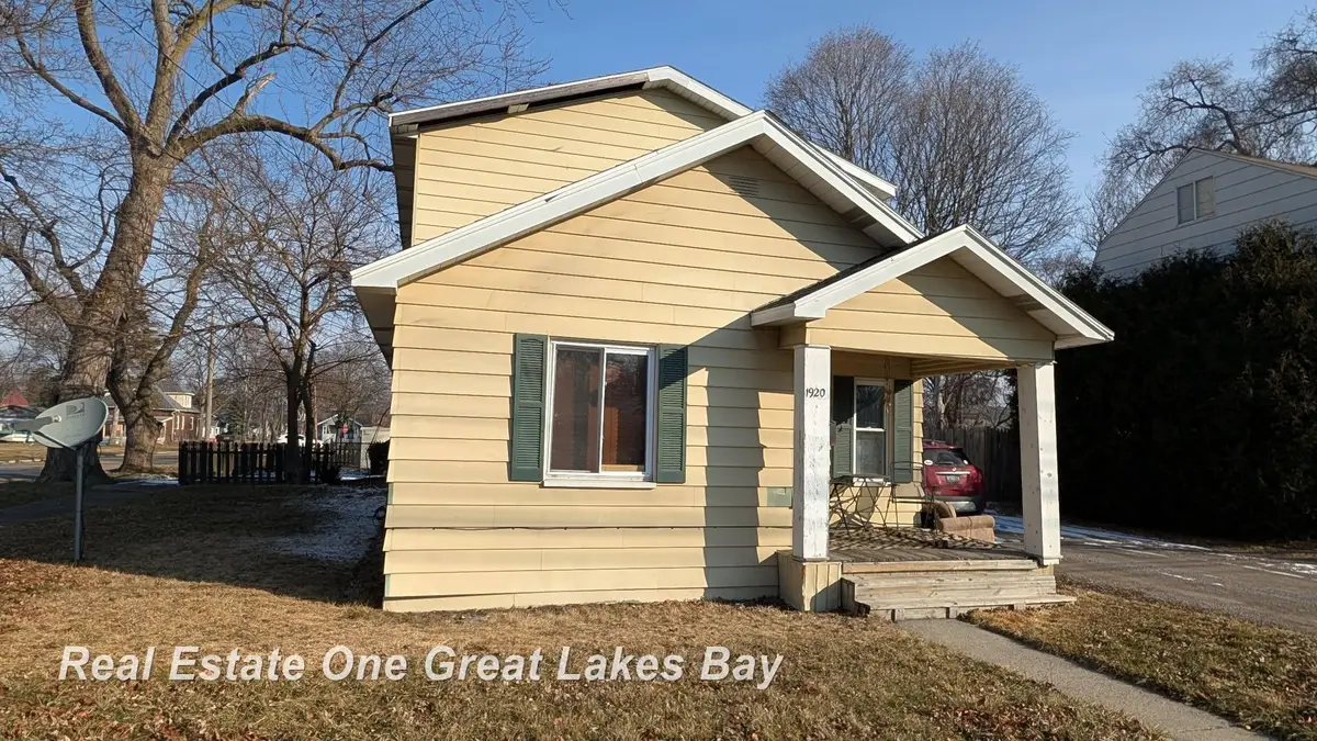 1920 W Genesee, Saginaw, MI 48602 - #1