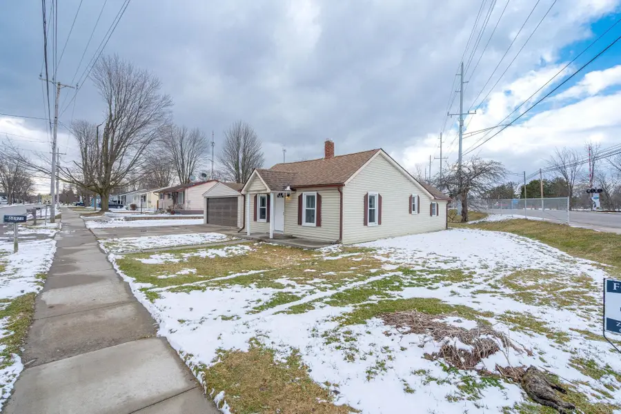 68955 Howard, Richmond, MI 48062 - #3