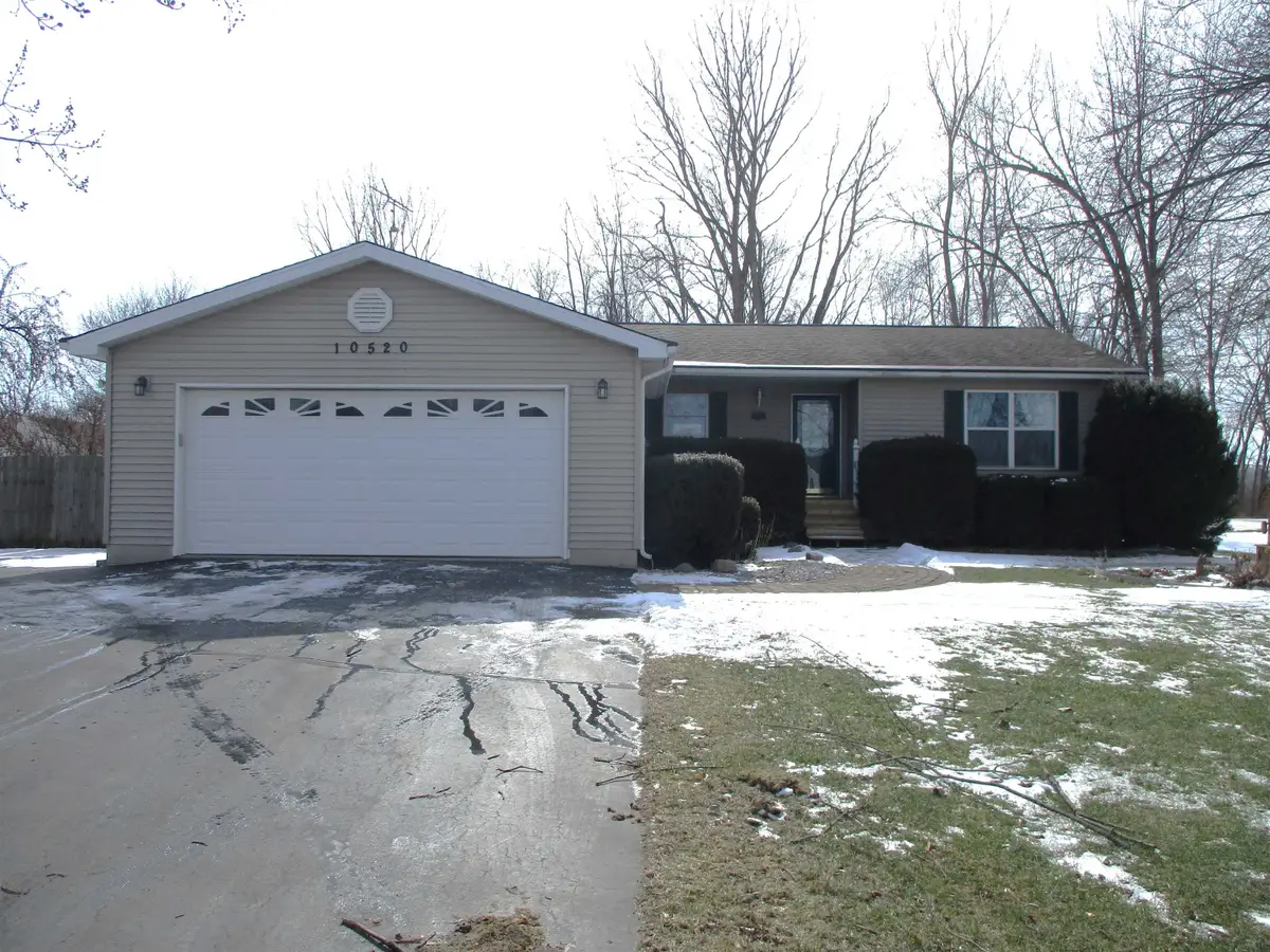 10520 E Garrison Rd, Durand, MI 48429 - #1