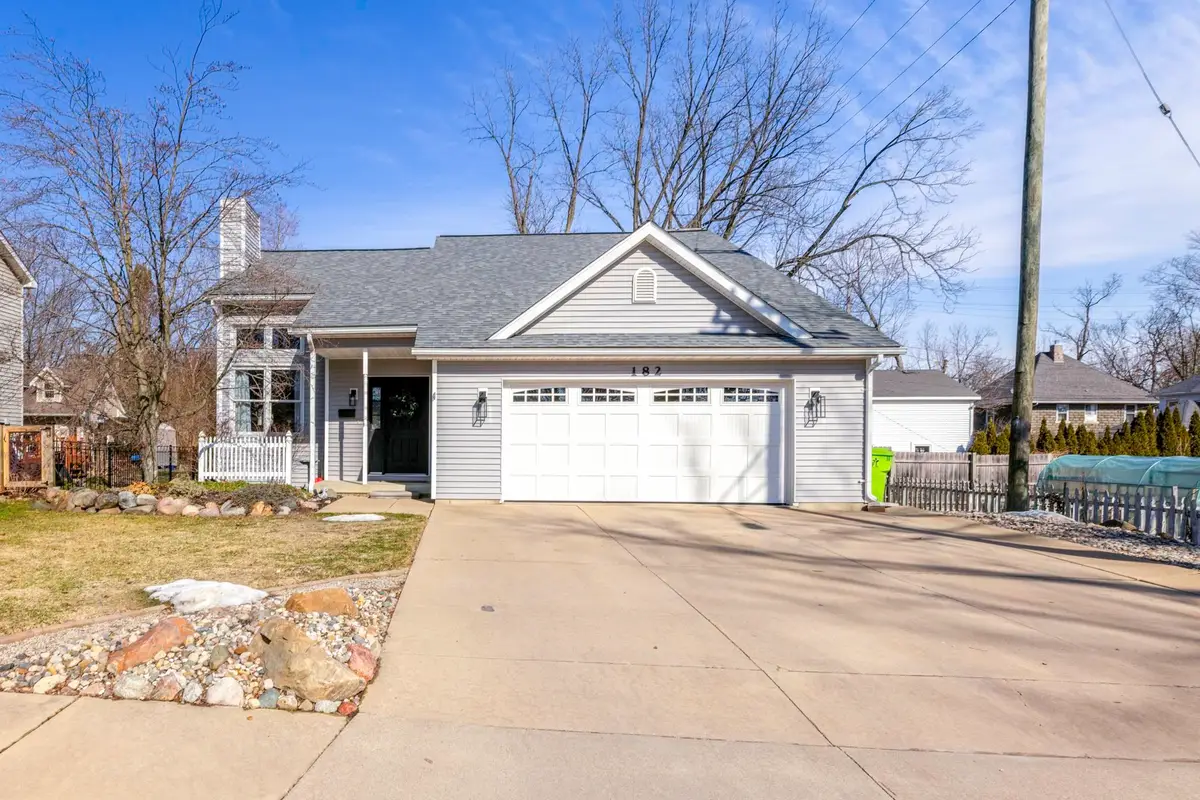 182 W Washington, Romeo, MI 48065 - #1