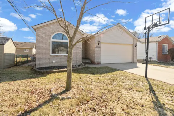 34268 Pennsylvania, Clinton Township, MI 48035