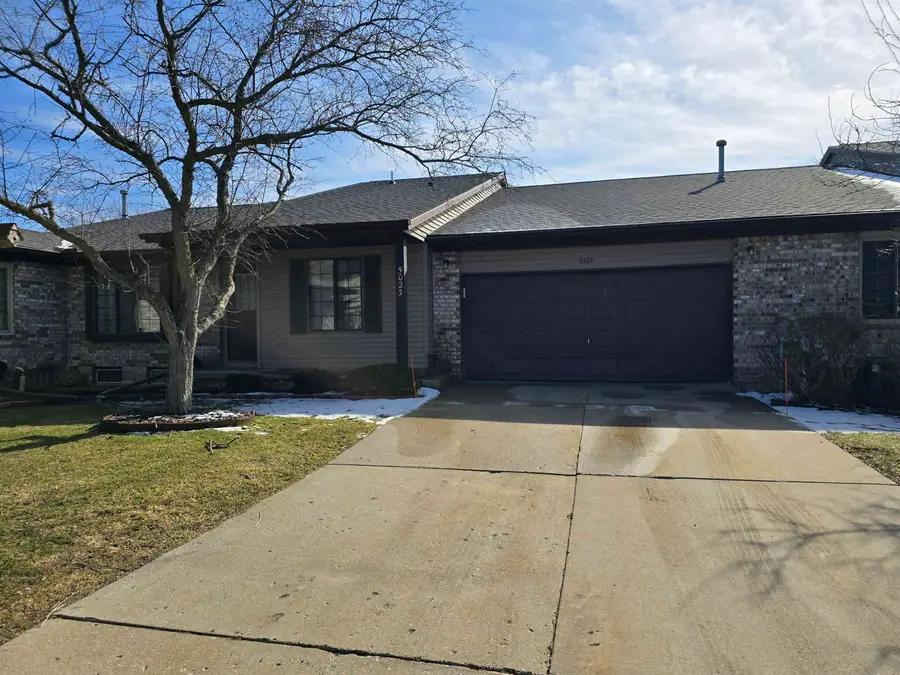 5023 Sandalwood, Grand Blanc, MI 48439 - #2