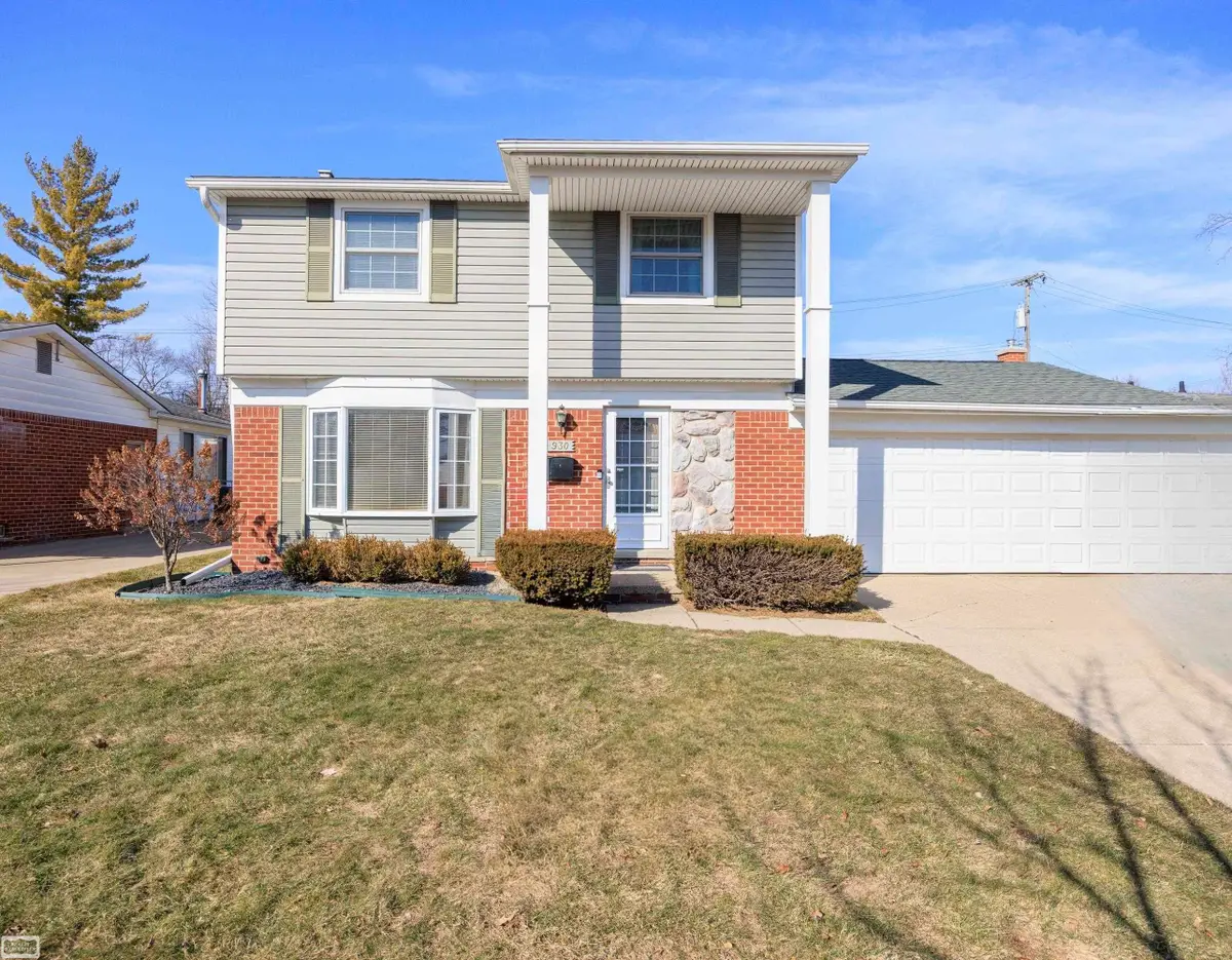 930 Elmsford, Clawson, MI 48017 - #1