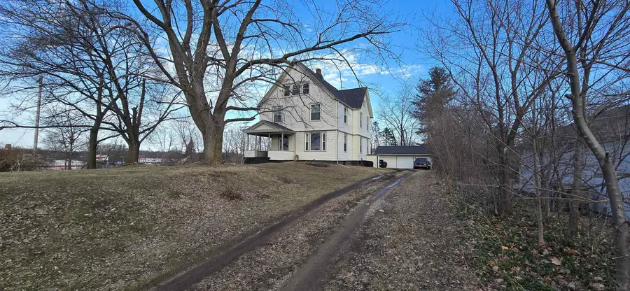 205 S Dettman, Jackson, MI 49203 - #2