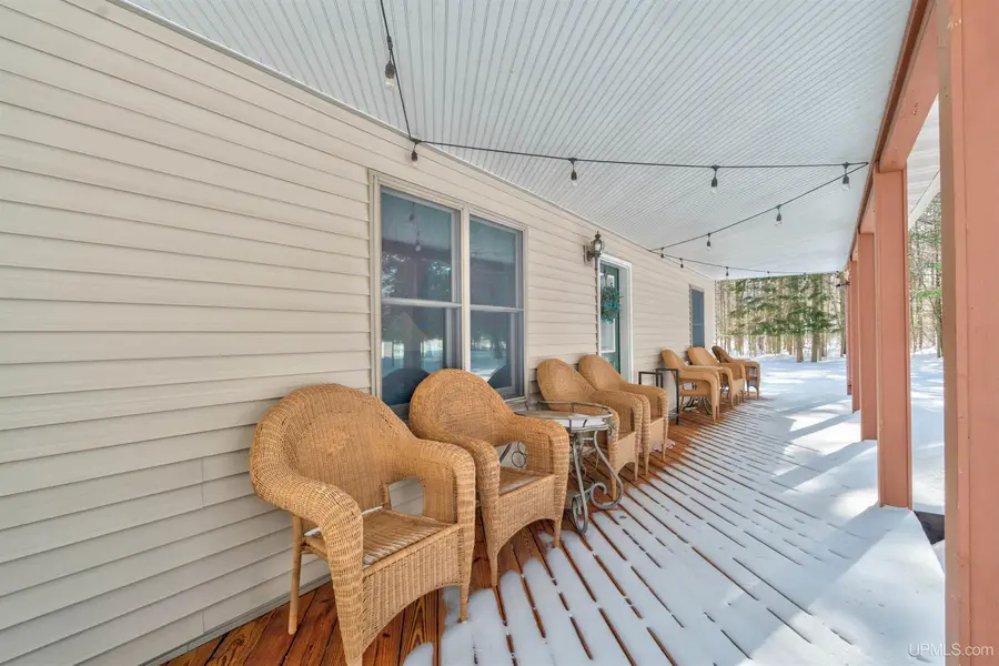 856 N River, Manistique, MI 49854 - #3