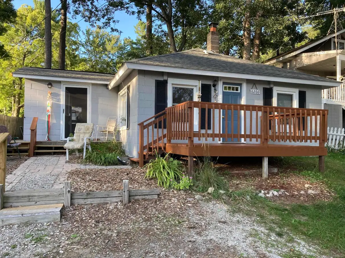 6266 10th, Twin Lake, MI 49457 - #1