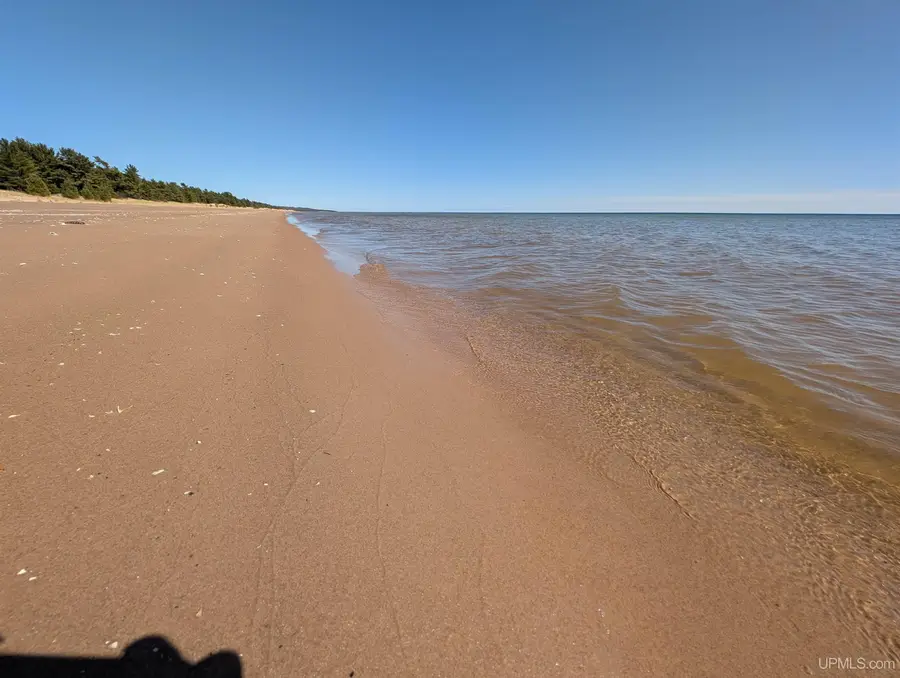 963 FF Top O' The Lake, Gulliver, MI 49840 - #3