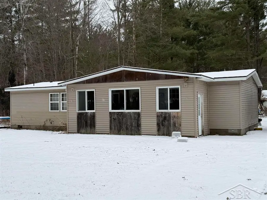 593 W Kessler, Sanford, MI 48657 - #2