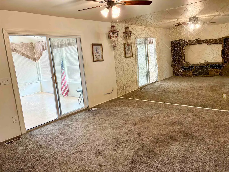 616 Queen, Owosso, MI 48867 - #3