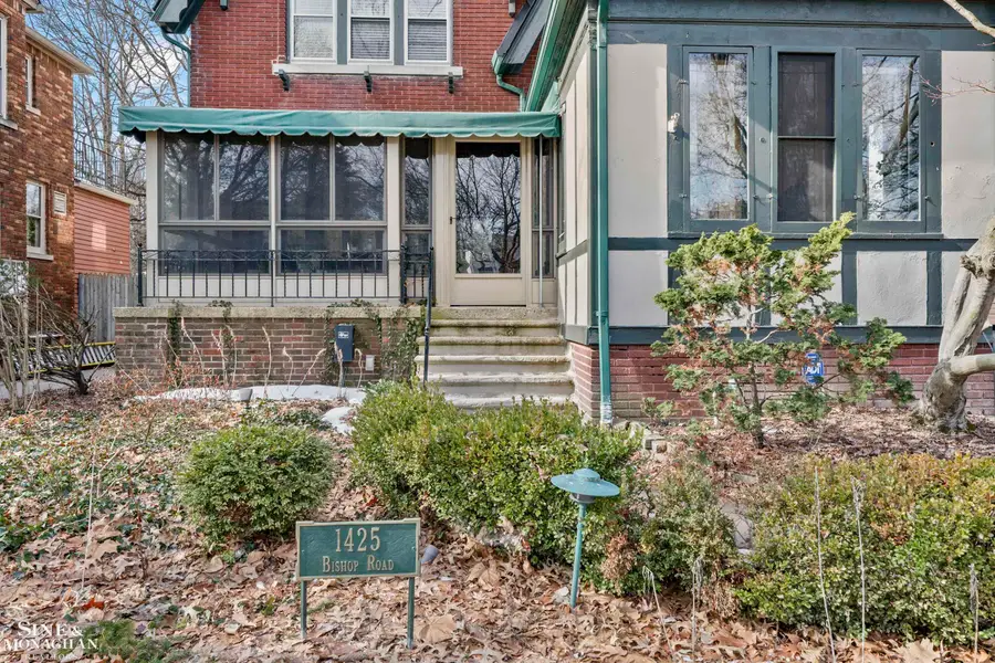 1425 Bishop, Grosse Pointe Park, MI 48230 - #2