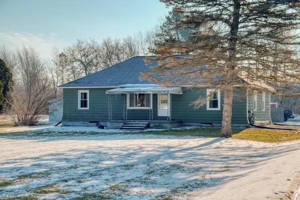 1585 S M-52, Owosso, MI 48867