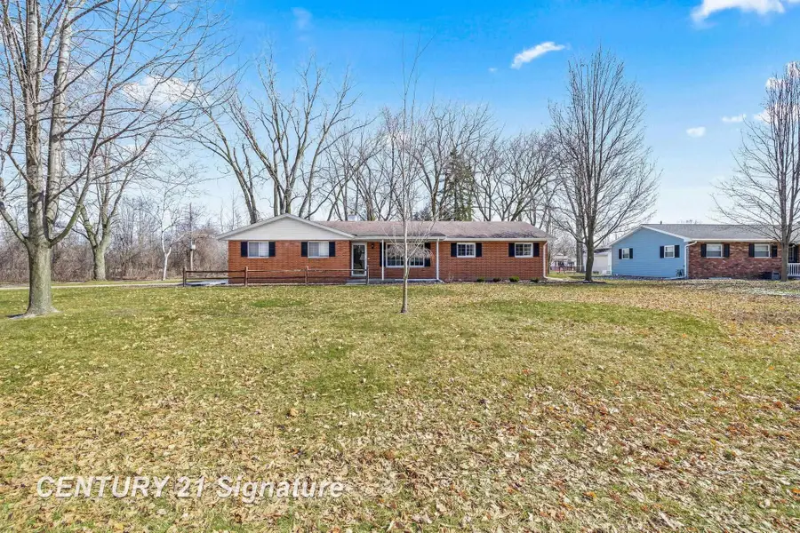 3690 Waterloo, Saginaw, MI 48603 - #3