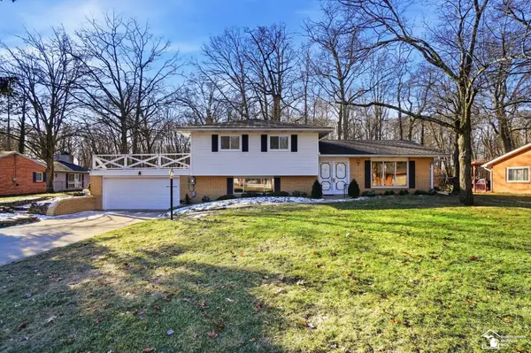 3415 Woodmont, Lambertville, MI 48144