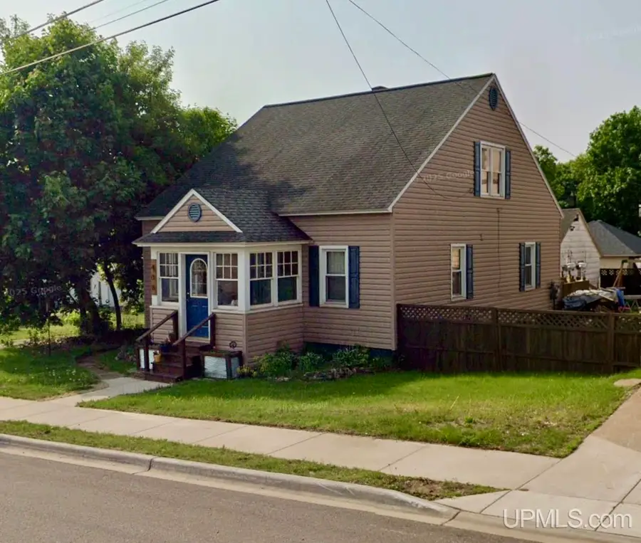 408 E Empire, Ishpeming, MI 49849 - #3
