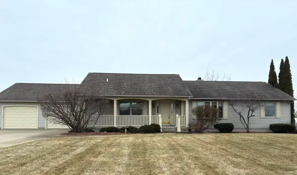 575 W Hampton, Essexville, MI 48732