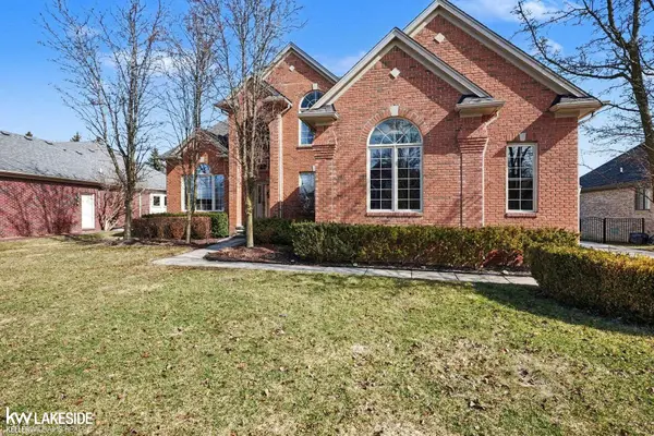 57240 Covington, Washington, MI 48094