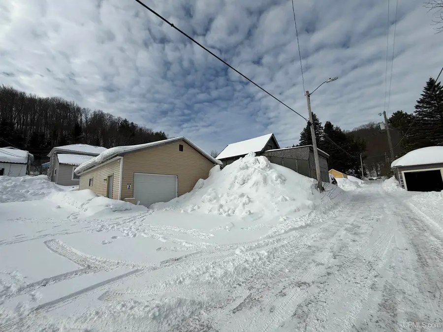 116 W Varnum, Munising, MI 49862 - #2