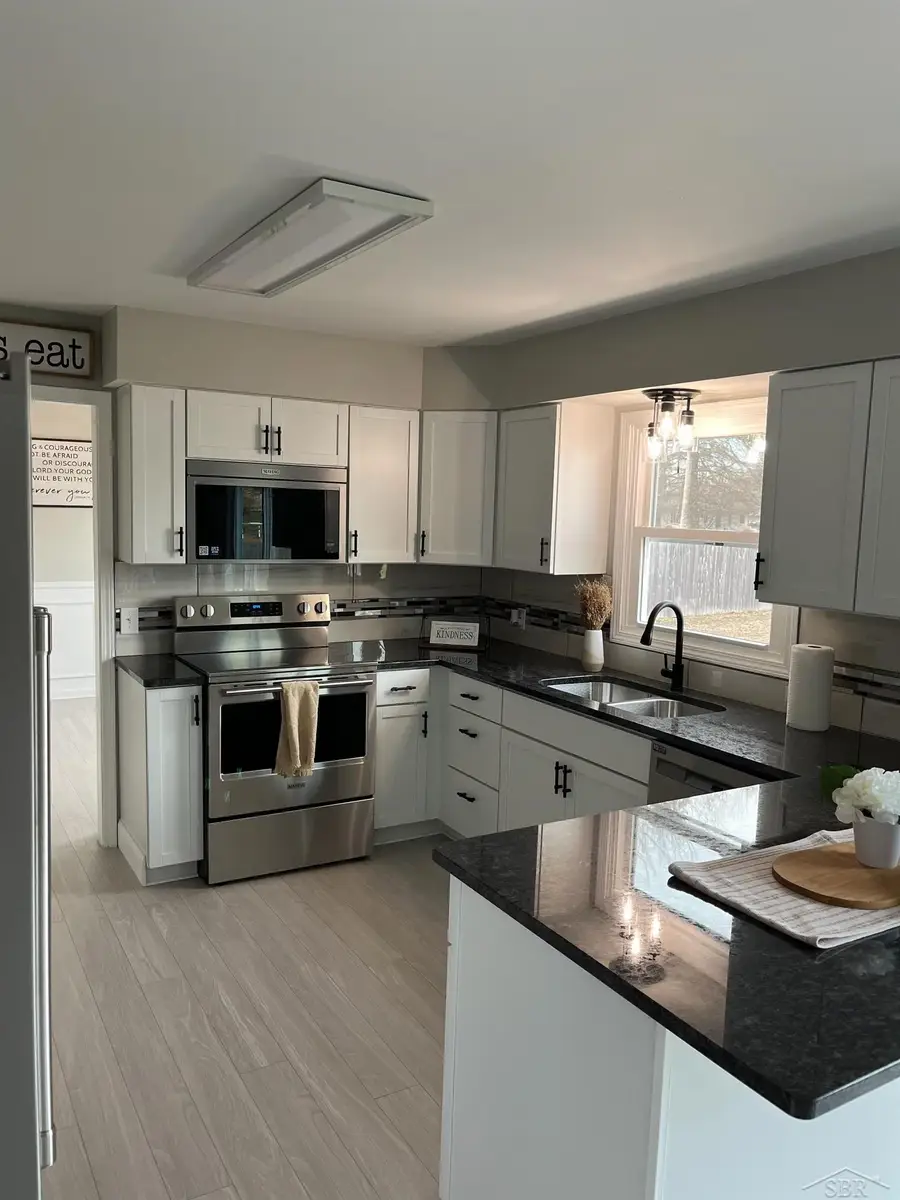 6 Wiltse, Saginaw, MI 48603 - #3