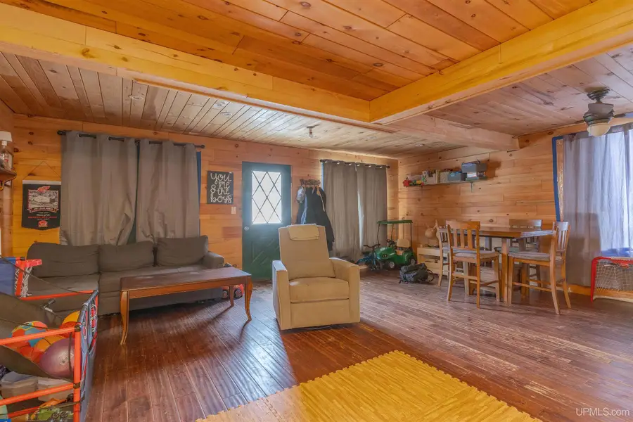 424 Diamond, Iron River, MI 49935 - #3