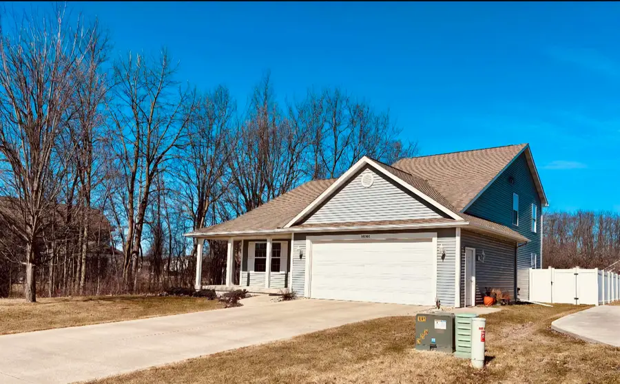 10360 Laurel Woods, Freeland, MI 48623 - #3