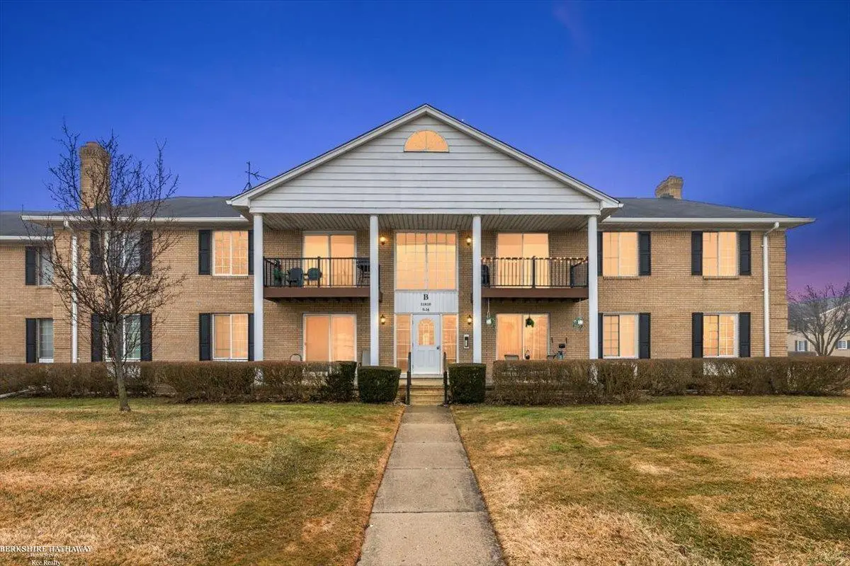 11810 15 Mile, Sterling Heights, MI 48312 - #1