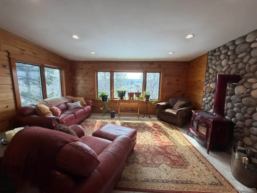 337 W Ridge, Marquette, MI 49855 - #3