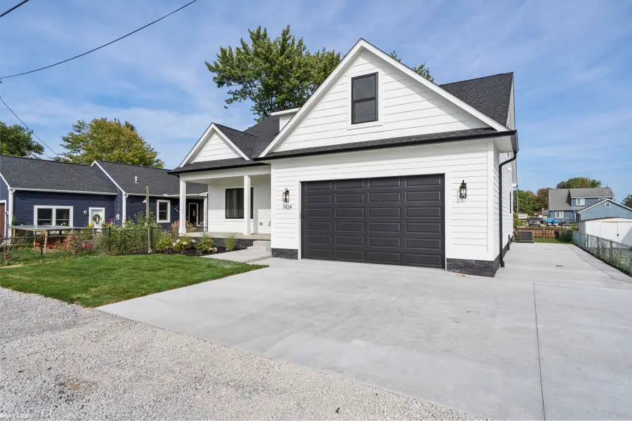 7424 Dyke, Clay, MI 48001 - #3
